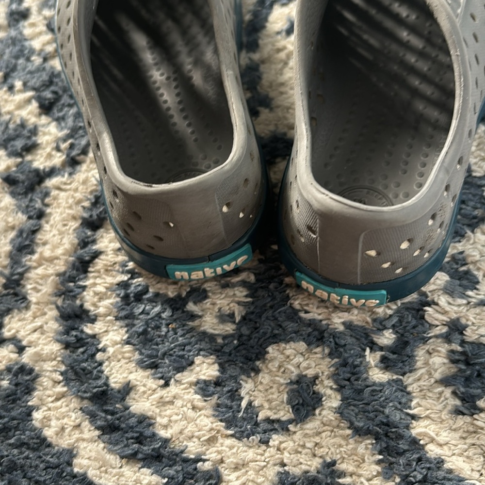 Native shoes - Picture 5 of 8